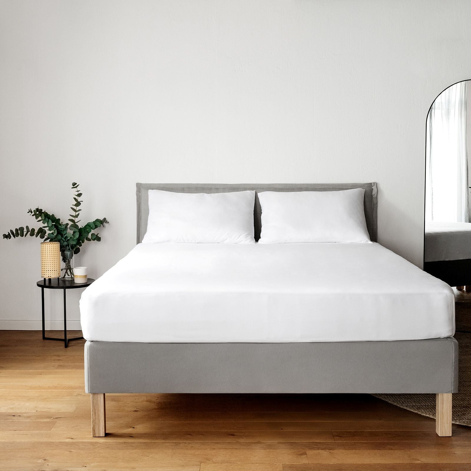 bambaw-cozy-fitted-sheet-white-lifestyle-bed-pillowcases-bedroom